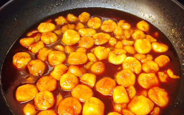 Banana caramelizada para sorvete