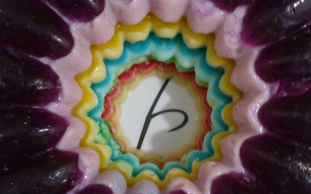 Gelatinas coloridas em camadas