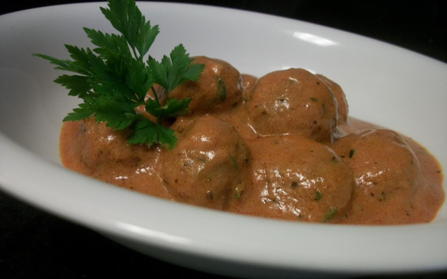 Estrogonofe de almôndegas