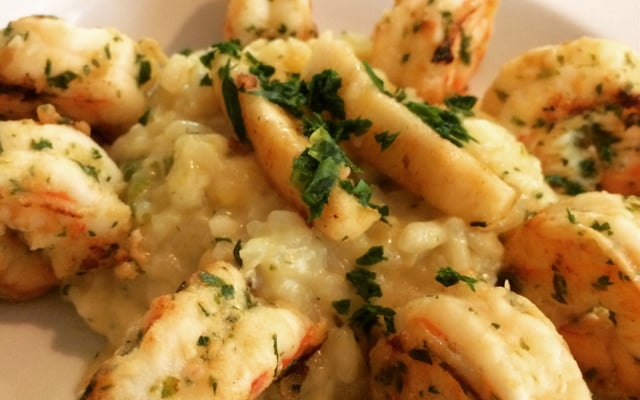 Risoto de limão siciliano com camarões