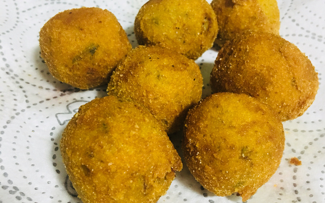 Falso bolinho de bacalhau