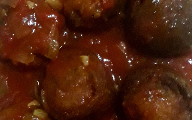 Almôndegas de proteína de soja ao molho