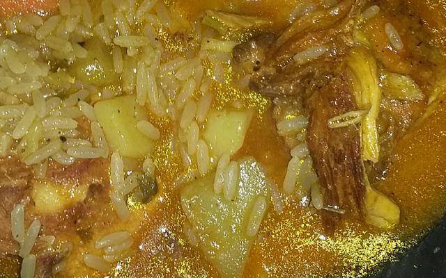 Sopa de peito de frango