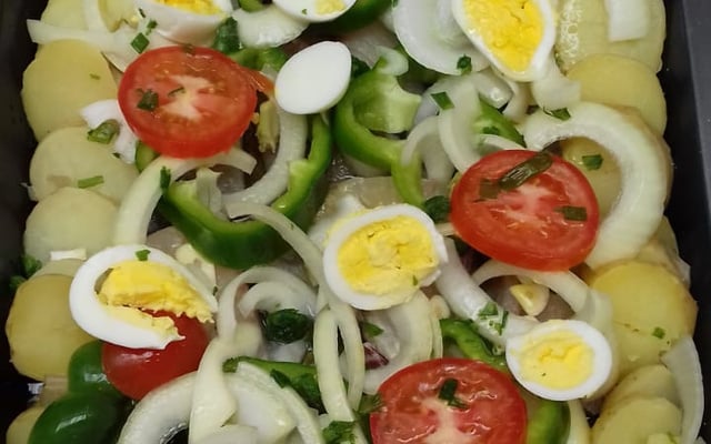 Tilápia assada com legumes