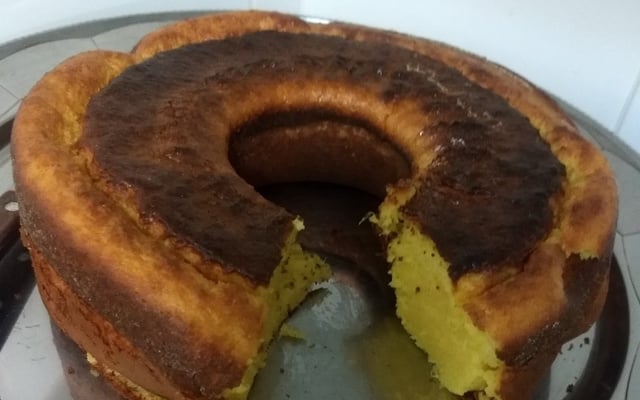 Bolo de milho verde (lata) molhadinho