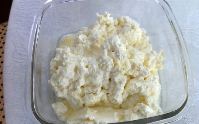 Queijo cottage caseiro