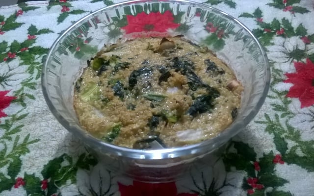 Torta de quinoa com escarola