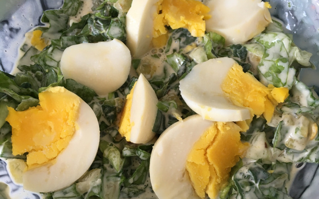 Salada de maionese de folhas