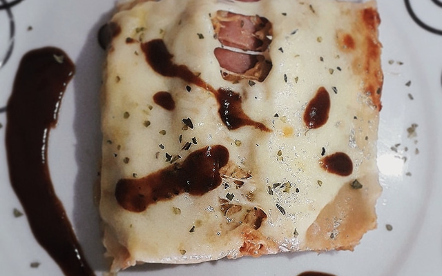 Lasanha de frango ao molho bechamel