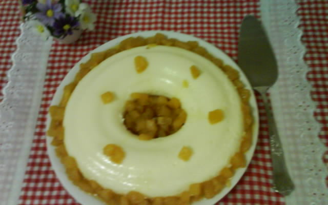 Manjar de coco com calda de abacaxi