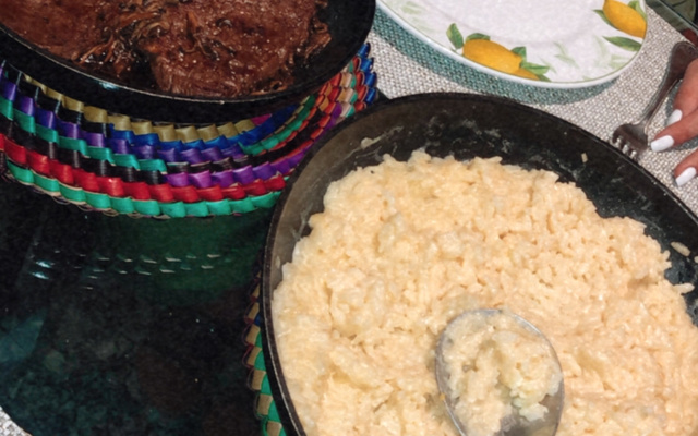 Risoto de limão com medalhão de filé mignon e shimeji