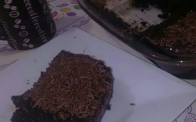 Bolo simples de chocolate