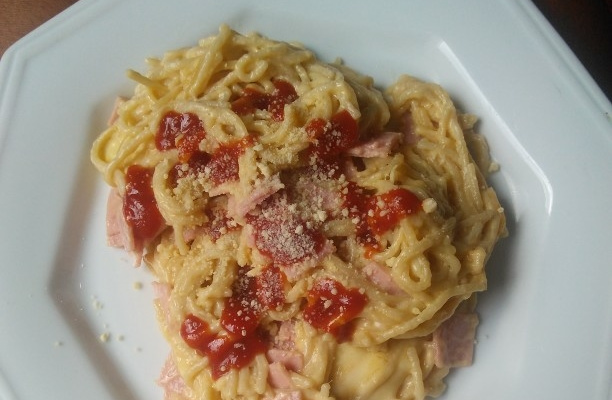 Macarrão na panela de pressão