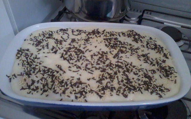 Pavê de pêssego em calda