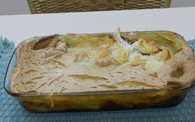 Pudim de leite com banana