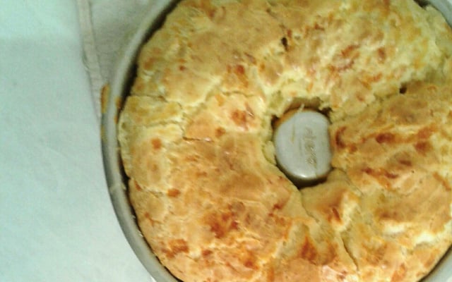 Bolo de queijo salgado