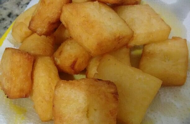 Mandioca frita cremosa