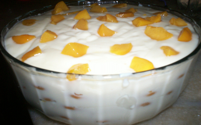 Pavê de pêssego em calda