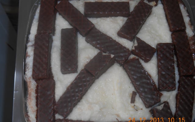 Pavê fácil de chocolate com coco