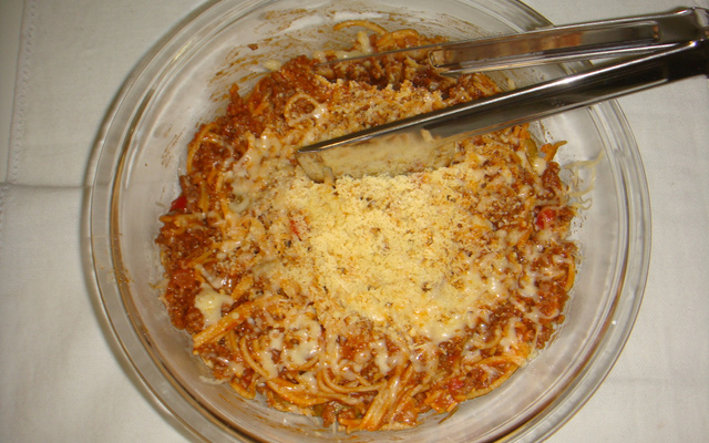 Espaguete com carne moída