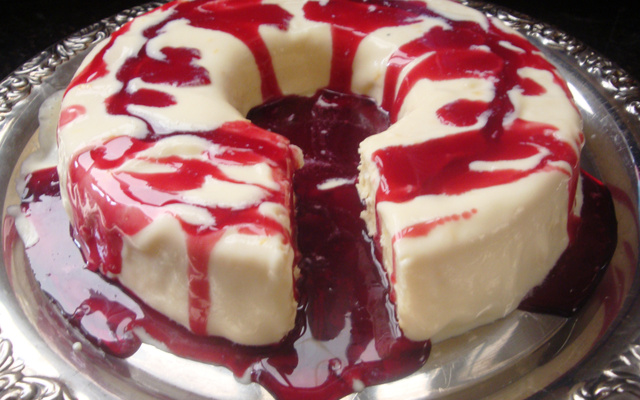 Sorvete quente com groselha