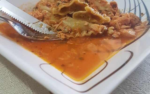 Tortei com molho de frango