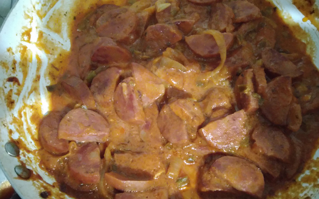 Linguiça calabresa molhuda