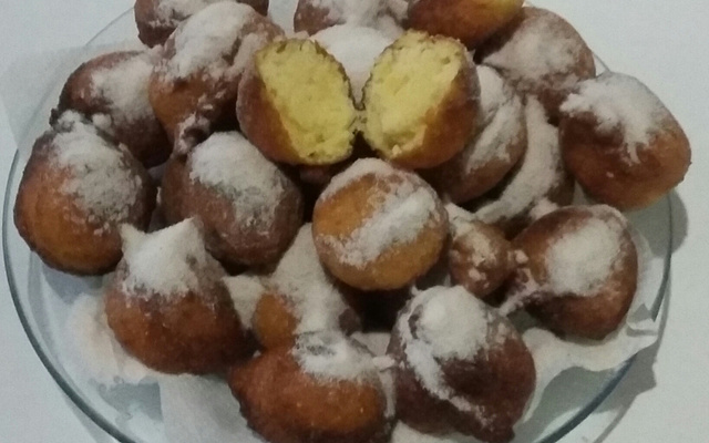 Bolinho de fubá frito