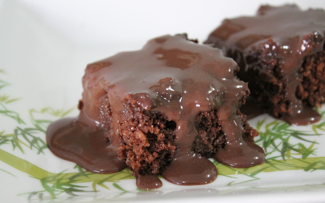 Bolo de chocolate sem farinha fácil