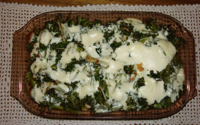 Frango com brócolis e requeijão