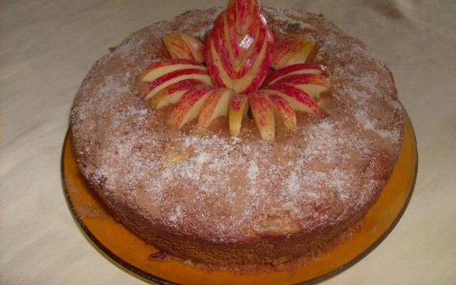Bolo de maçã com canela