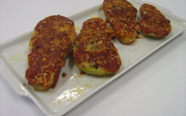 Chuchu recheado com carne moída