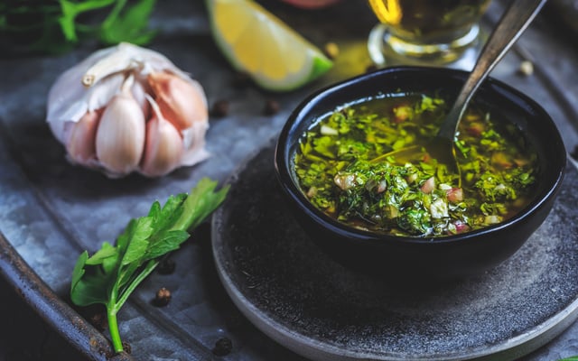 Molho chimichurri para churrasco