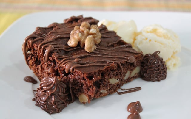 Brownie de creme de avelã com nozes