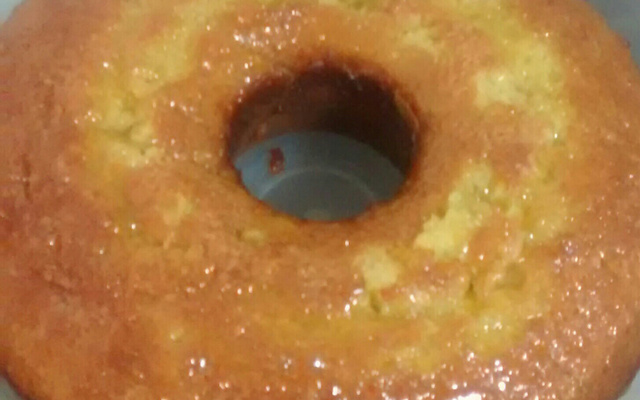 Bolo de laranja molhadinho