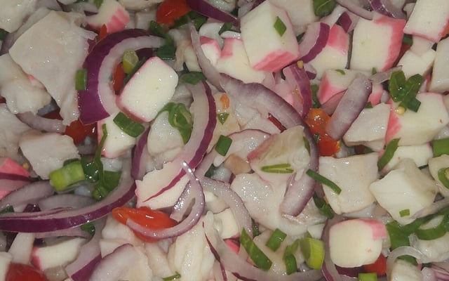Delicioso ceviche de tilápia