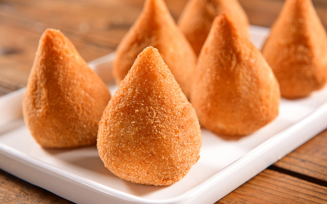 Coxinha de galinha deliciosa da Vovó Cely