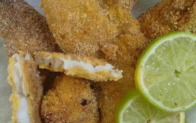 Filé de merluza empanado com vodka