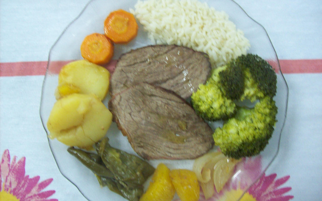Picanha de forno com legumes