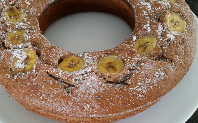 Bolo de banana e aveia