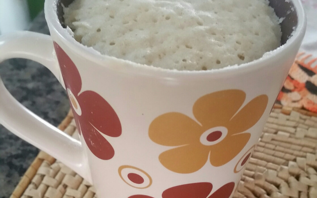 Bolo de caneca vegan de coco ( microondas)