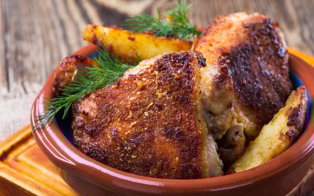 Frango empanado com maionese