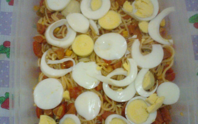 Macarrão com salsicha