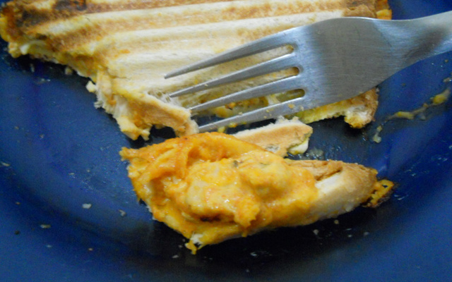 Prensado com creme de frango e queijo branco