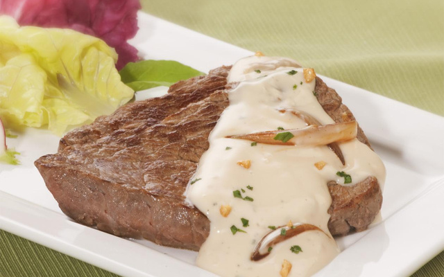 Bife acebolado - apartamento zeladora (Lurdes)