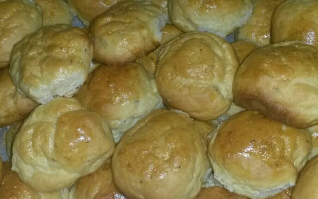 Pão de cebola fácil