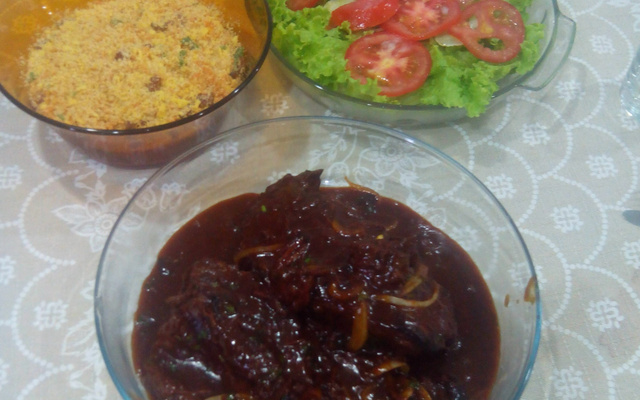 Carne de panela com cerveja preta