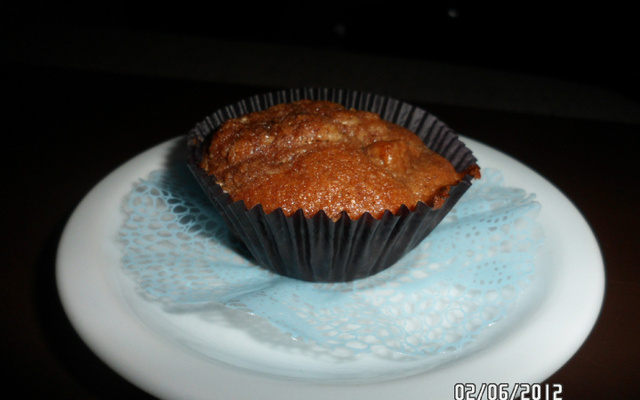 Bolinho integral de maçã e banana