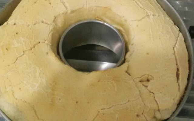 Pão de queijo de forma (doidão)