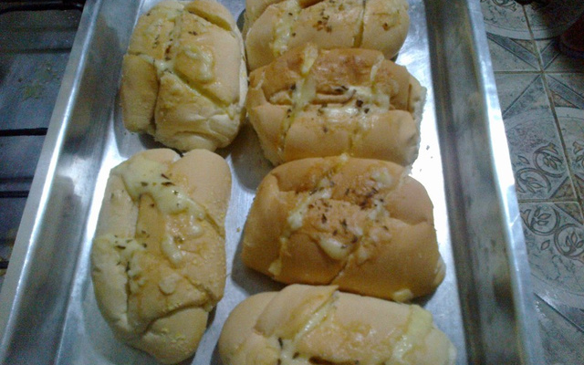 Pão de alho do Tom